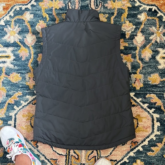 Never Worn Woman’s North Face Vest - Picture 2 of 6